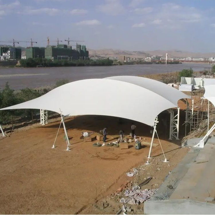 吐鲁番膜结构汽车棚